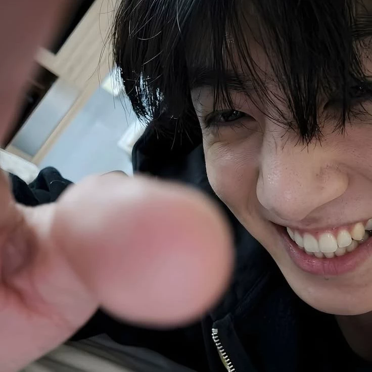 Jungkook thumbnail
