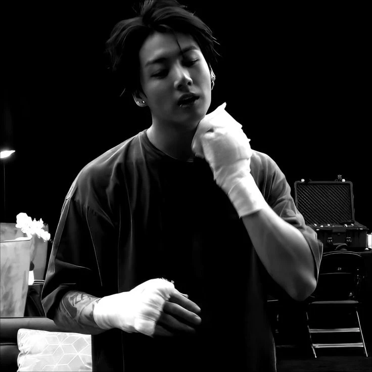Jeon Jungkook thumbnail