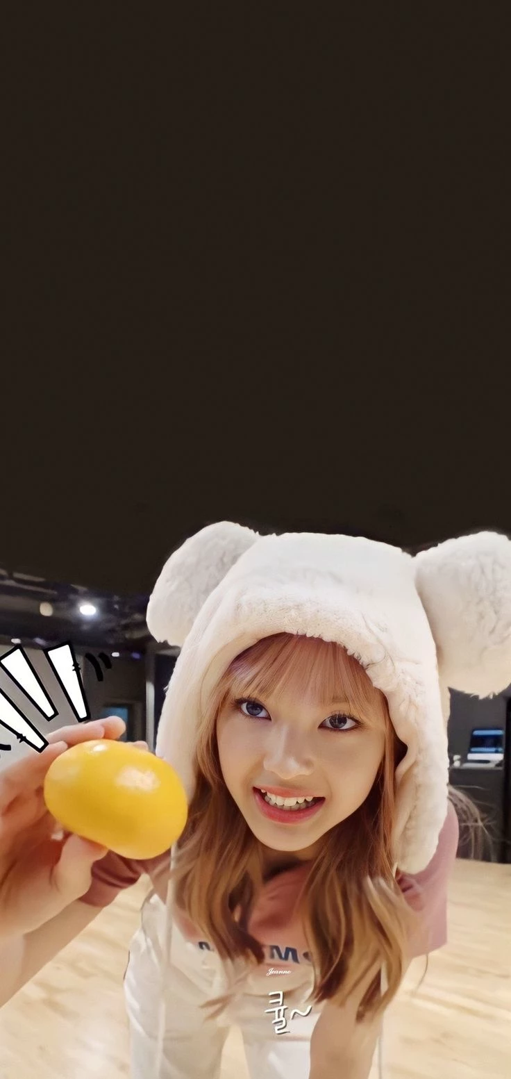 chaos maknae Chiquita thumbnail