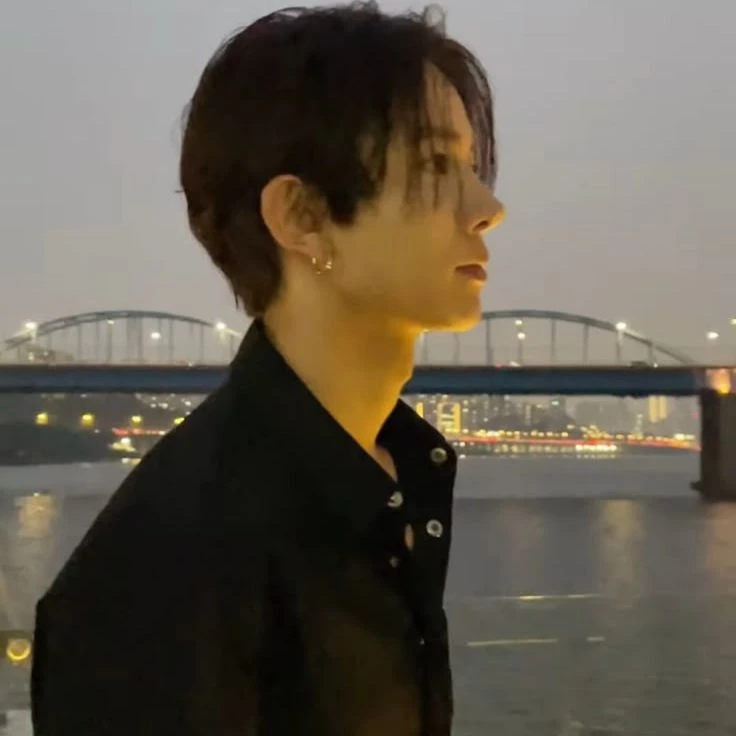 Lee Heeseung thumbnail