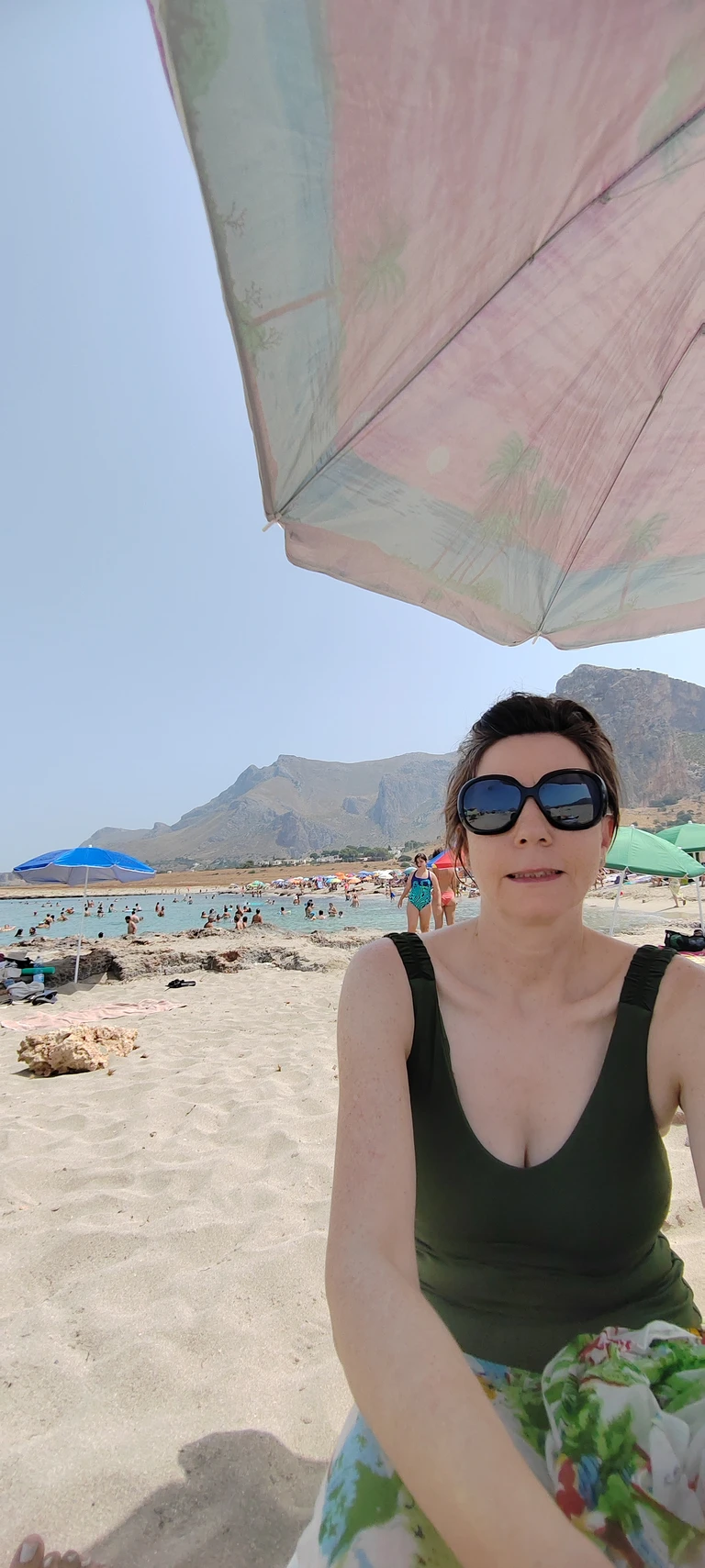 unbearable wife thumbnail