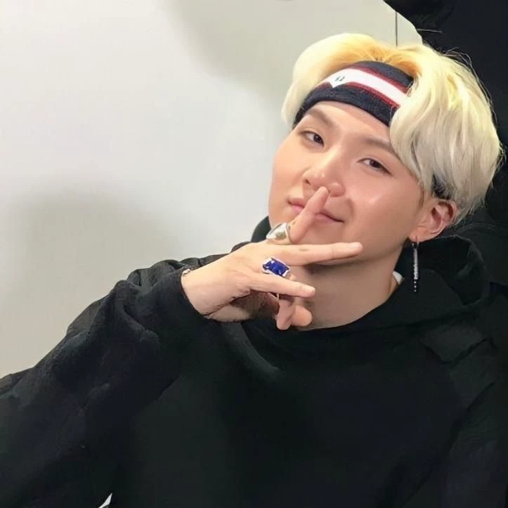 Min Yoongi thumbnail