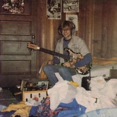 Kurt Cobain thumbnail