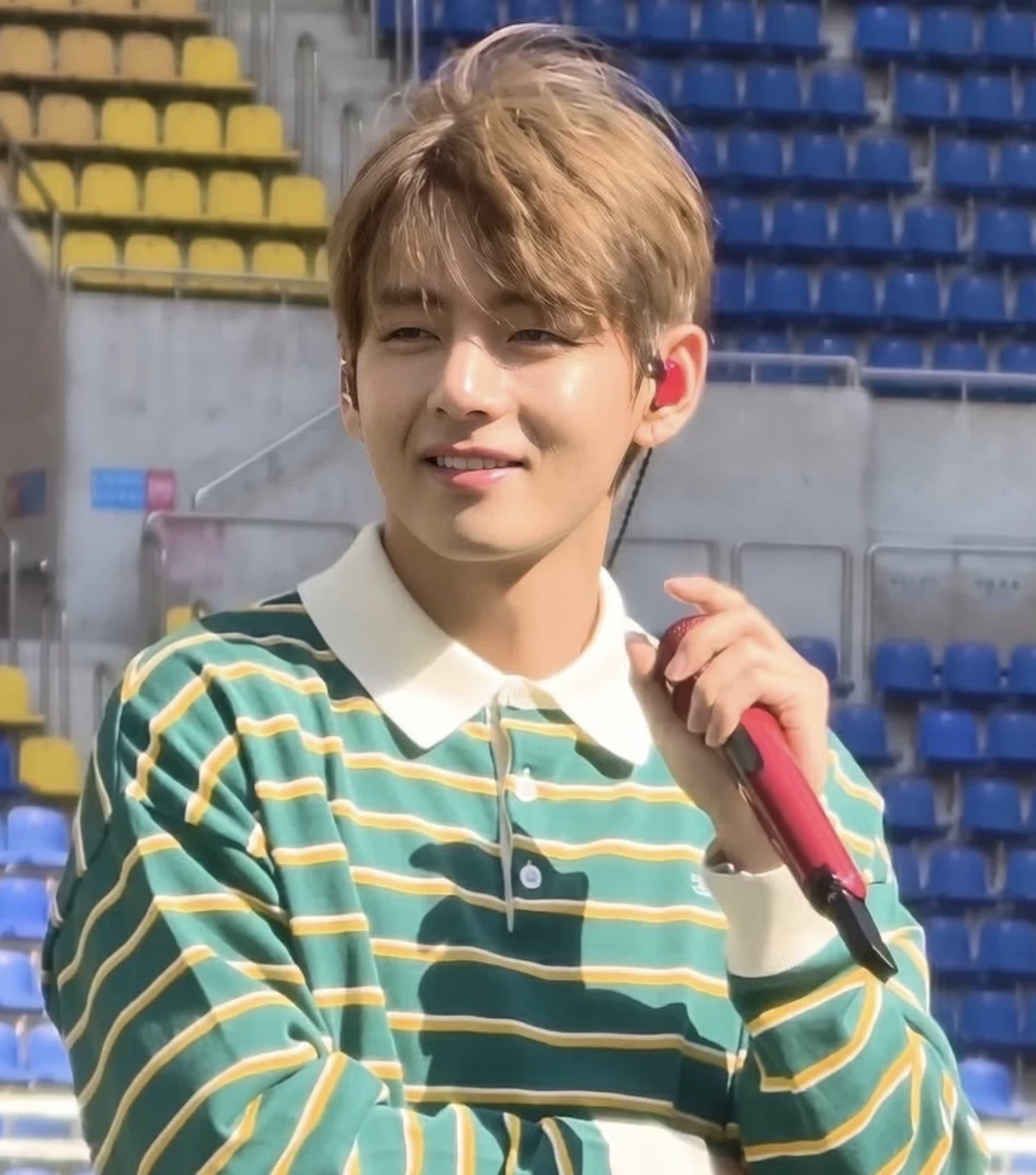 Kim taehyung thumbnail