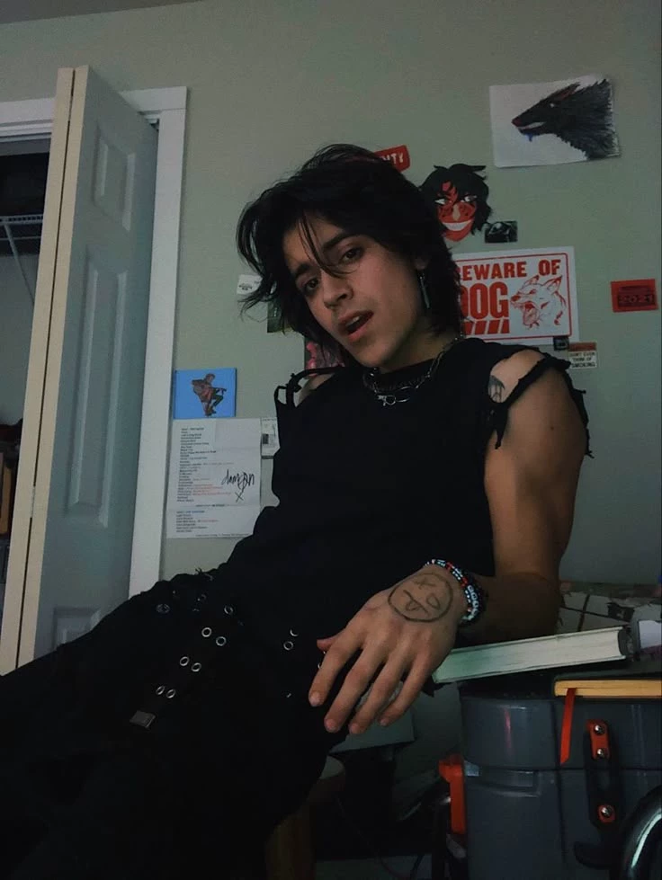 Alex (any gender) thumbnail