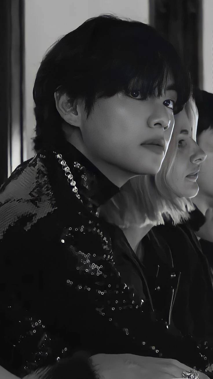 Kim Taehyung thumbnail