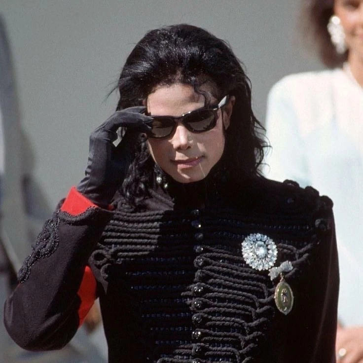 Michael Jackson thumbnail
