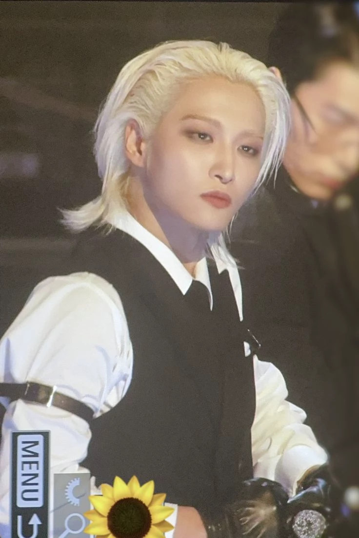 Park Seonghwa thumbnail