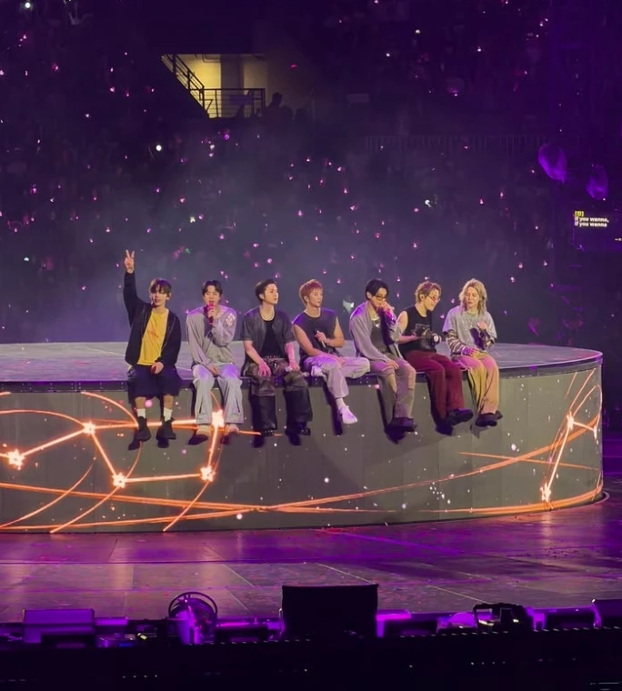 BTS ( BANGTAN SONEYONDAN ) 💜 🛐 thumbnail