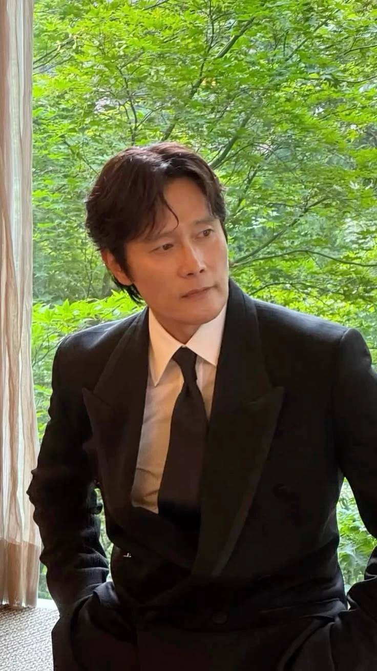Lee Byung-hun thumbnail