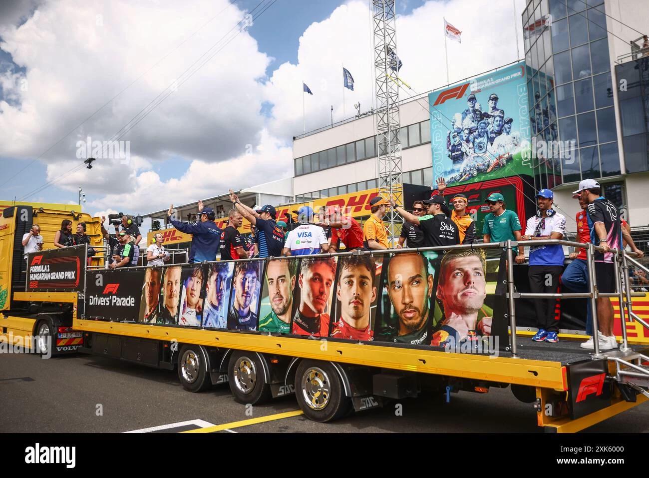 F1 Drivers (Parade) (Concert) thumbnail
