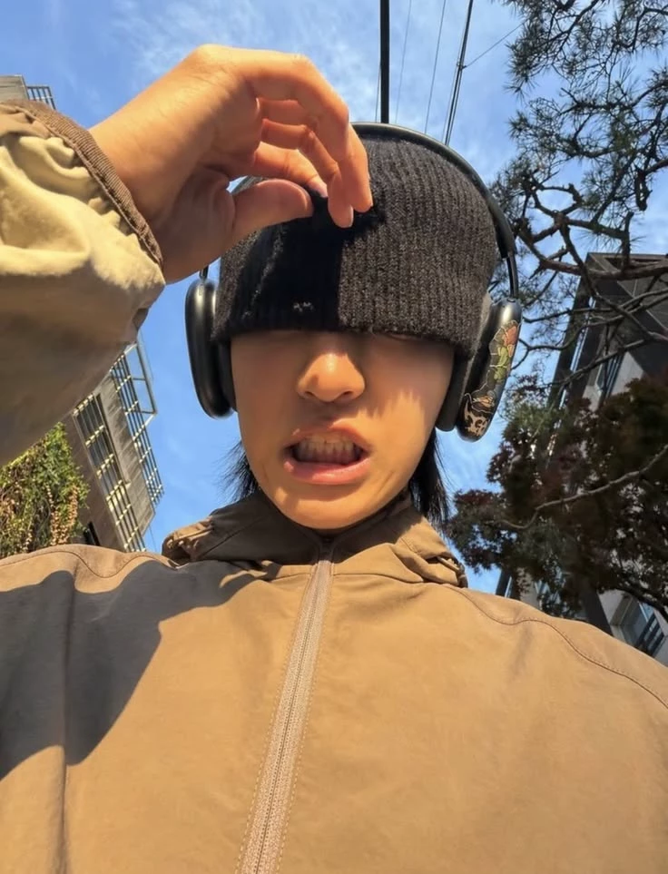 Woon - Migacious. thumbnail