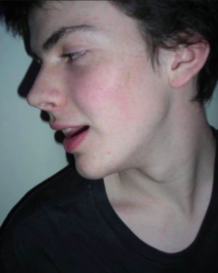 Skandar Keynes thumbnail