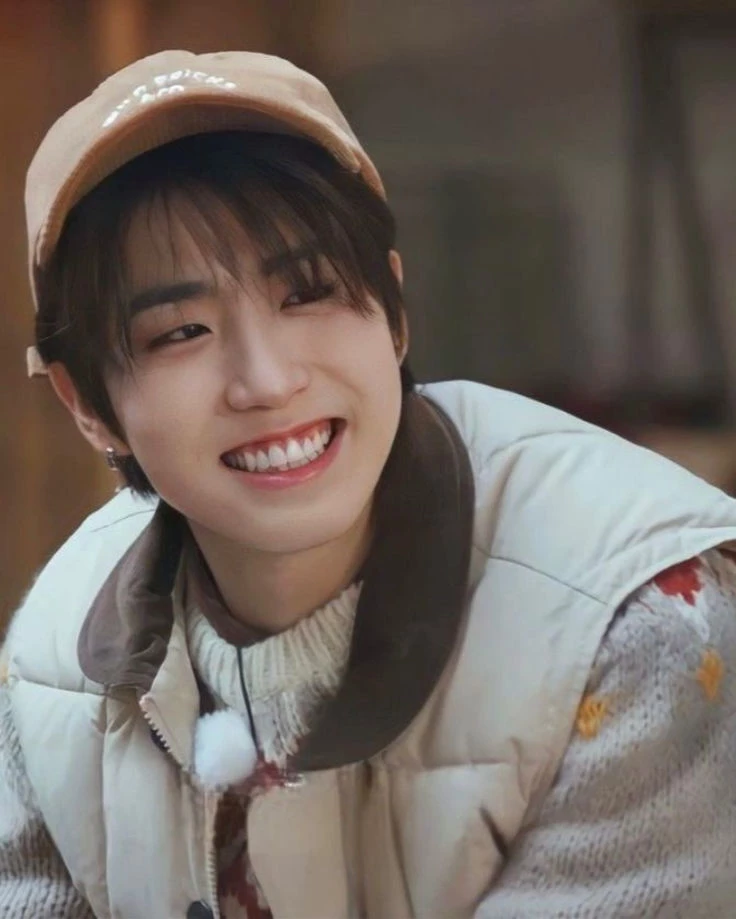 Han Jisung thumbnail