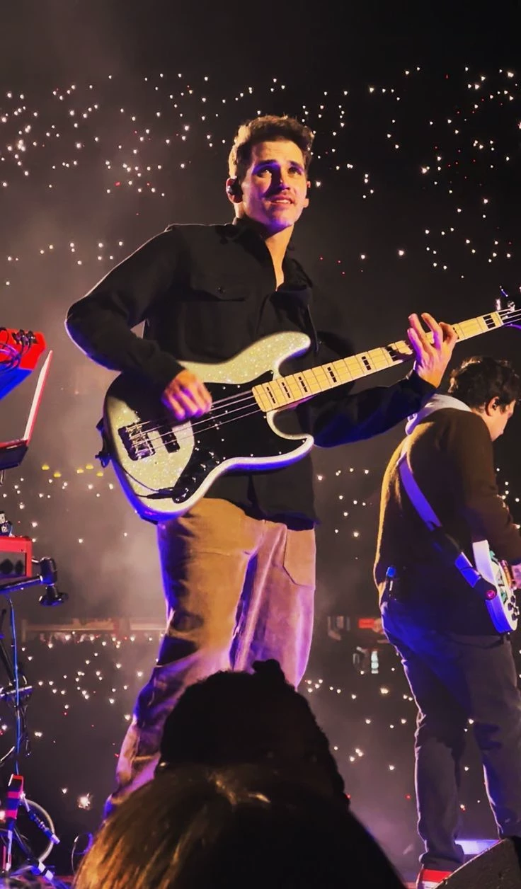 Mikey Way thumbnail