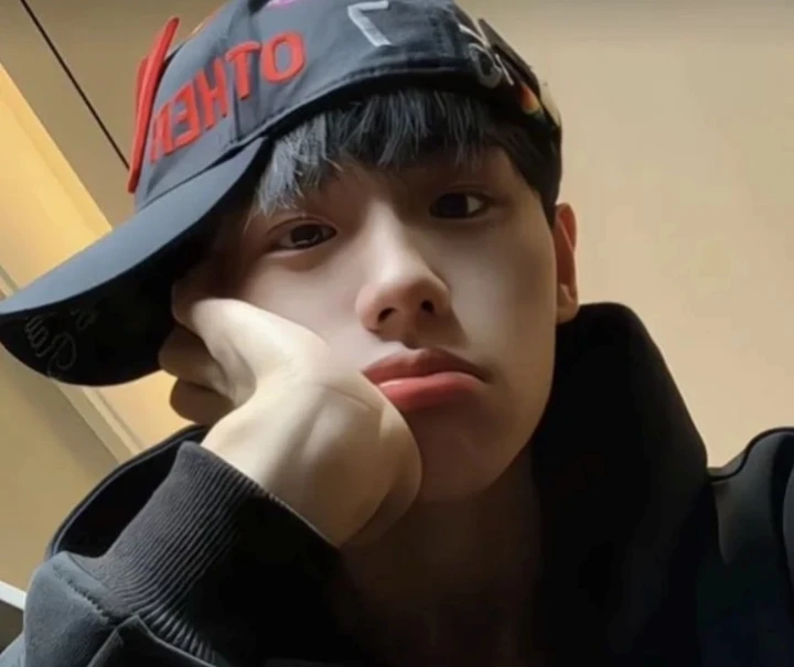 Leo thumbnail