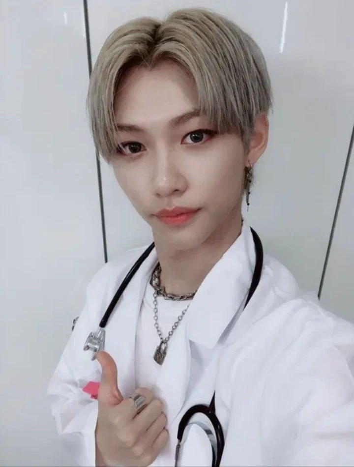 Felix, your gynecologist thumbnail