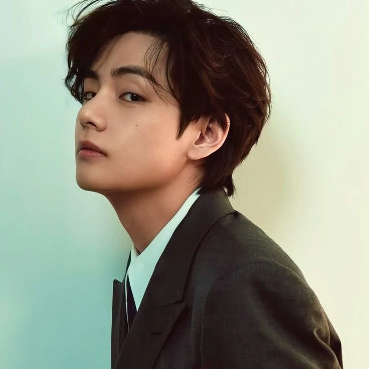 Kim Taehyung thumbnail