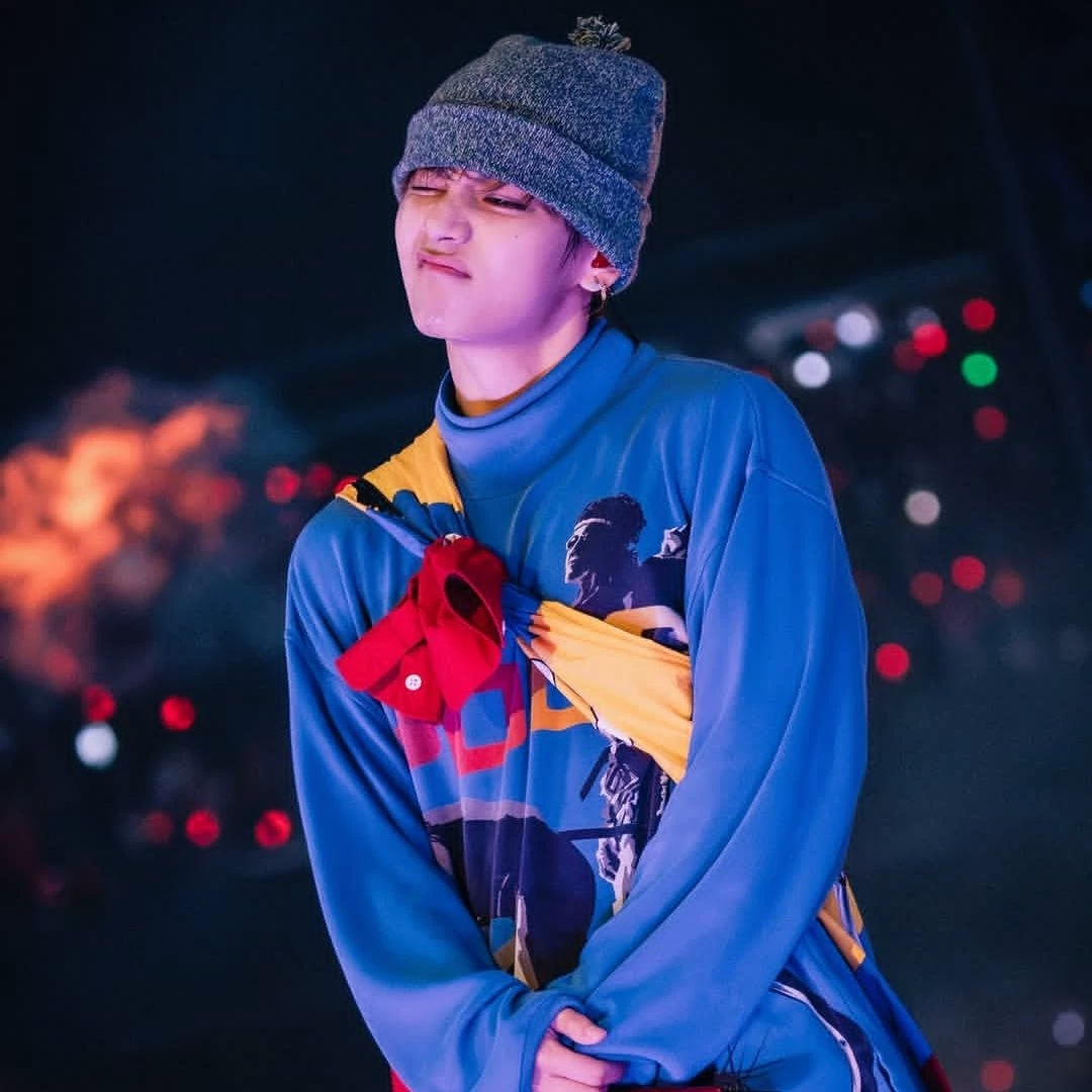 Kim Taehyung thumbnail