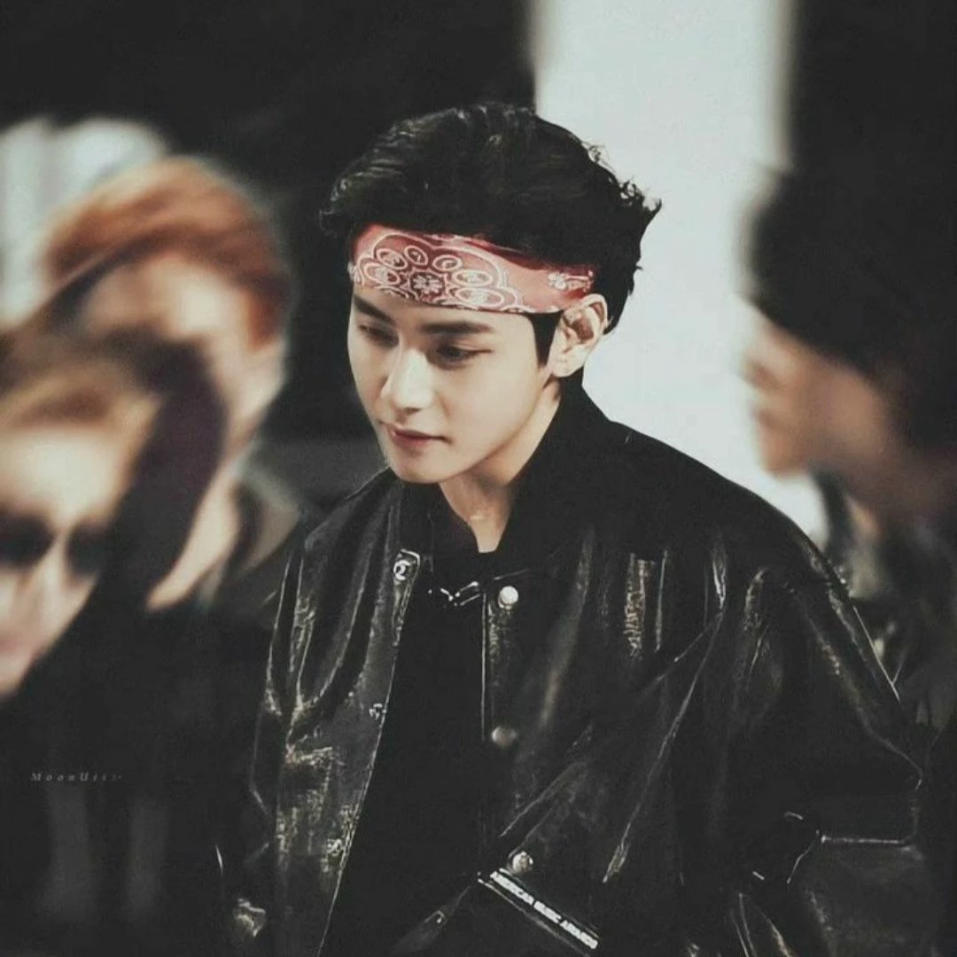 Kim Taehyung thumbnail
