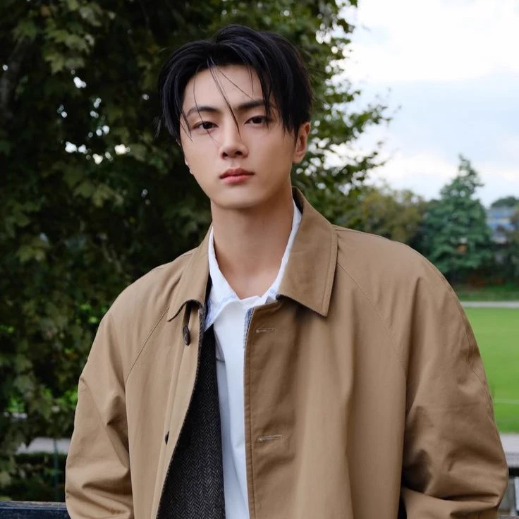 Park Jongseong (Jay) thumbnail