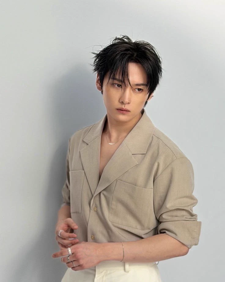 Lee Know \| Lee Minho thumbnail