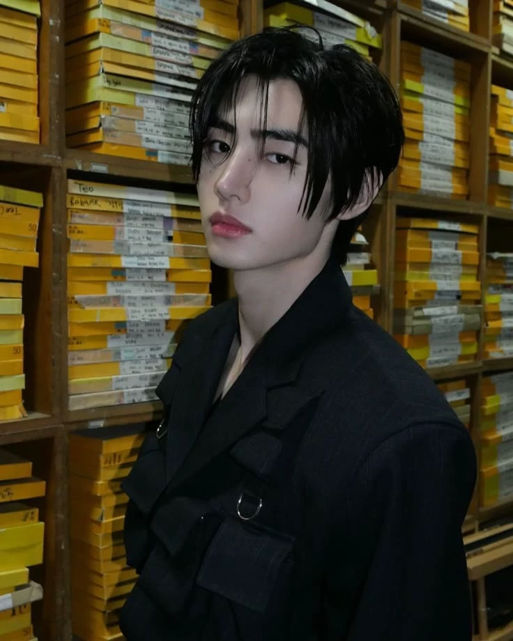 Sunghoon thumbnail