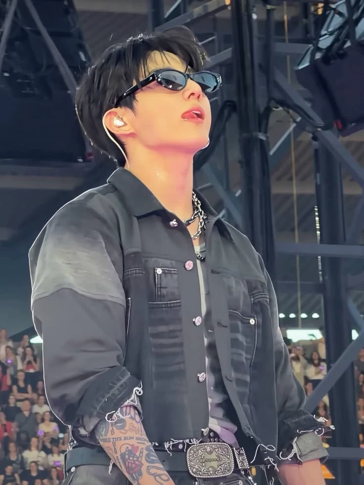 jungkook. thumbnail