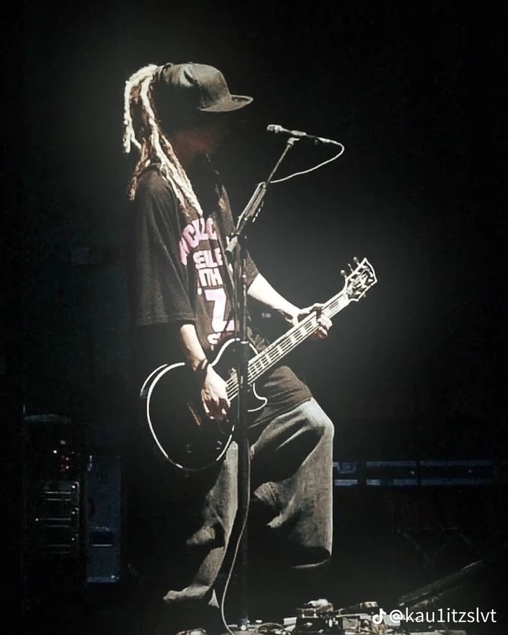 tom kaulitz... 🫦 thumbnail