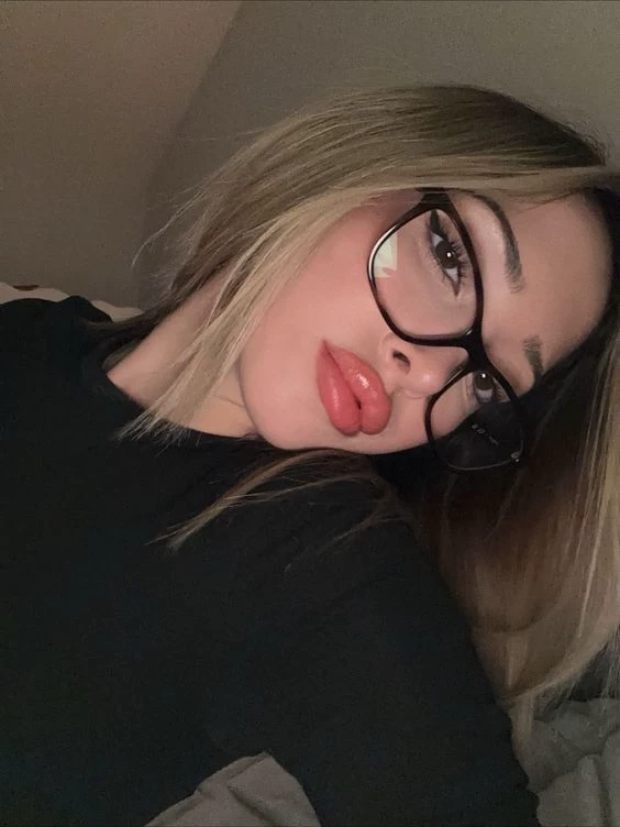 Sara thumbnail