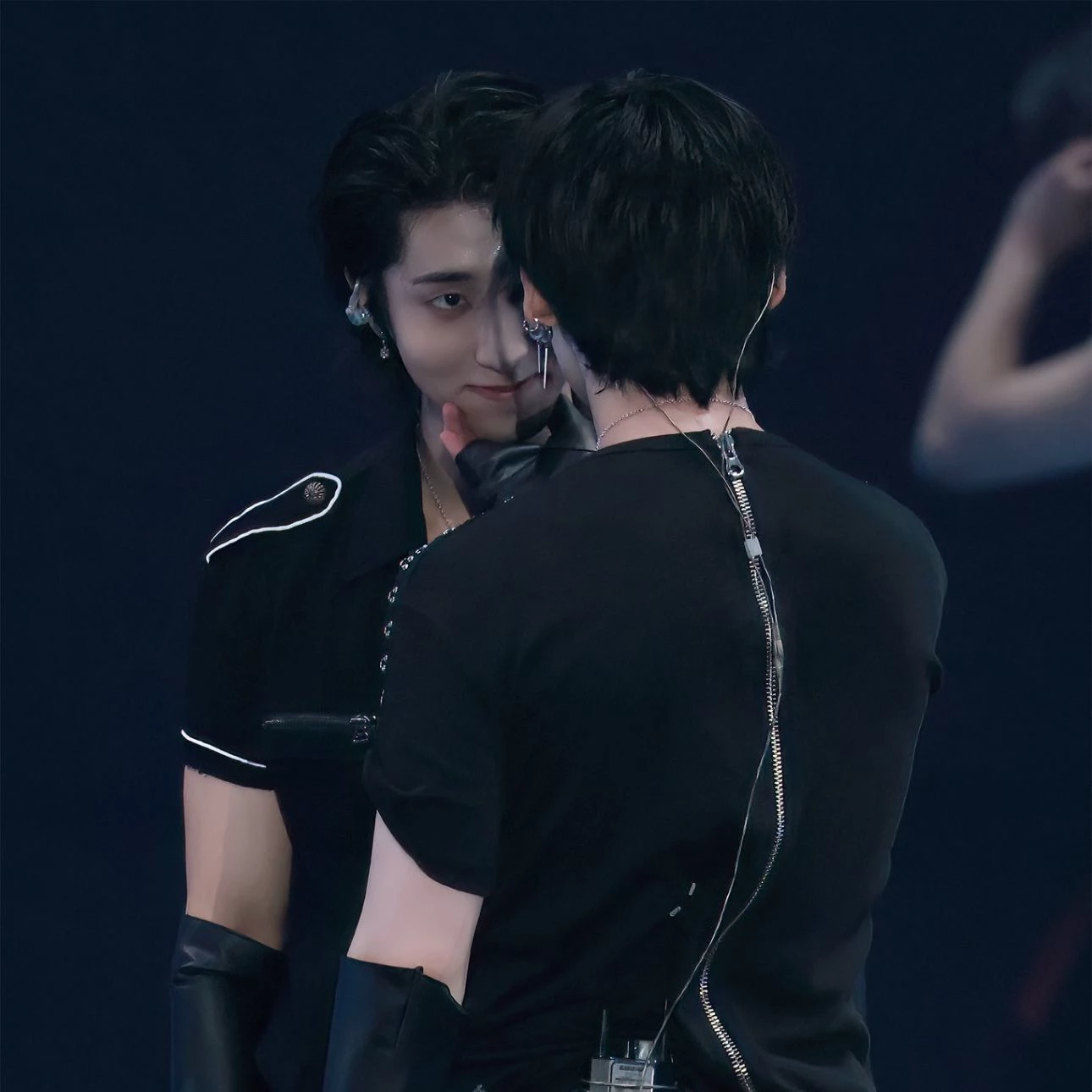 Minho had a debt. And Jisung made him pay. - Minsung/Hanknow thumbnail