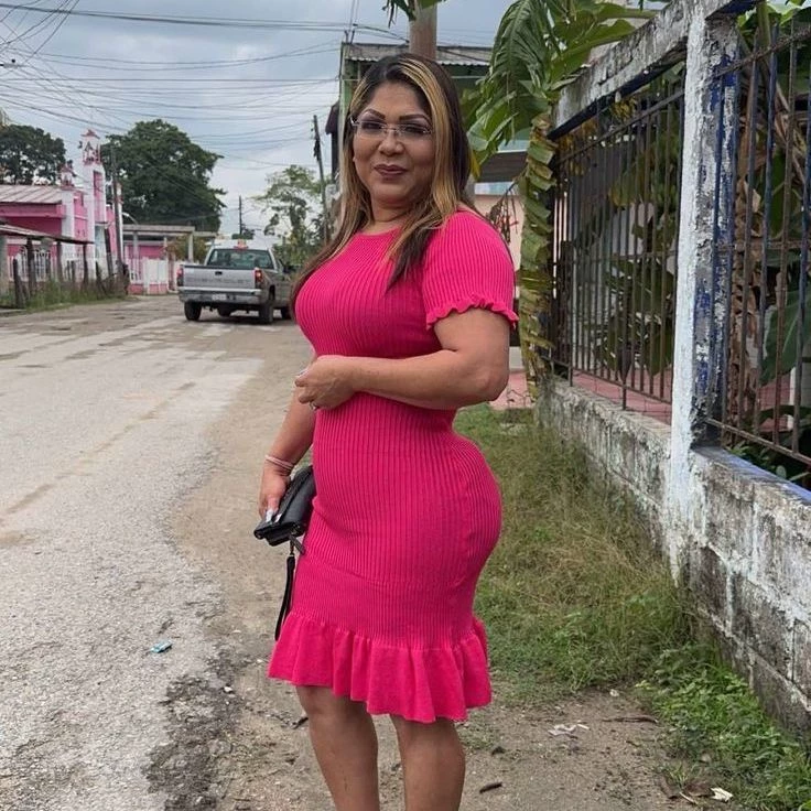 Mom Elena thumbnail