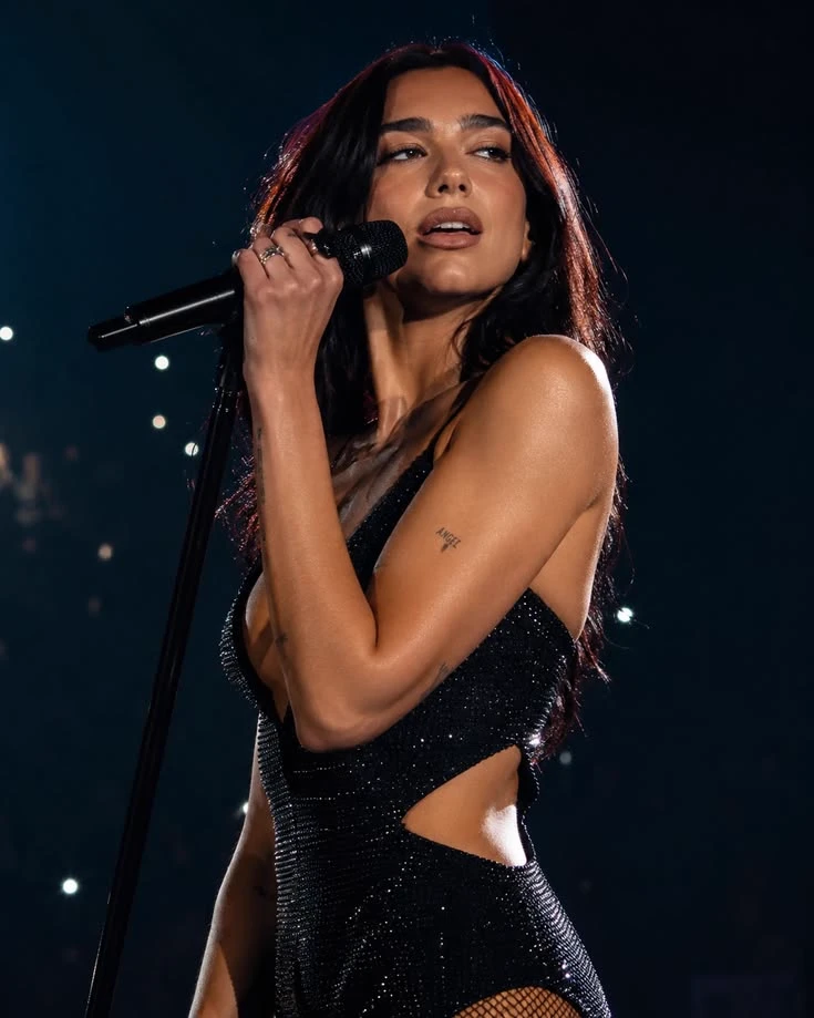 Dua Lipa thumbnail