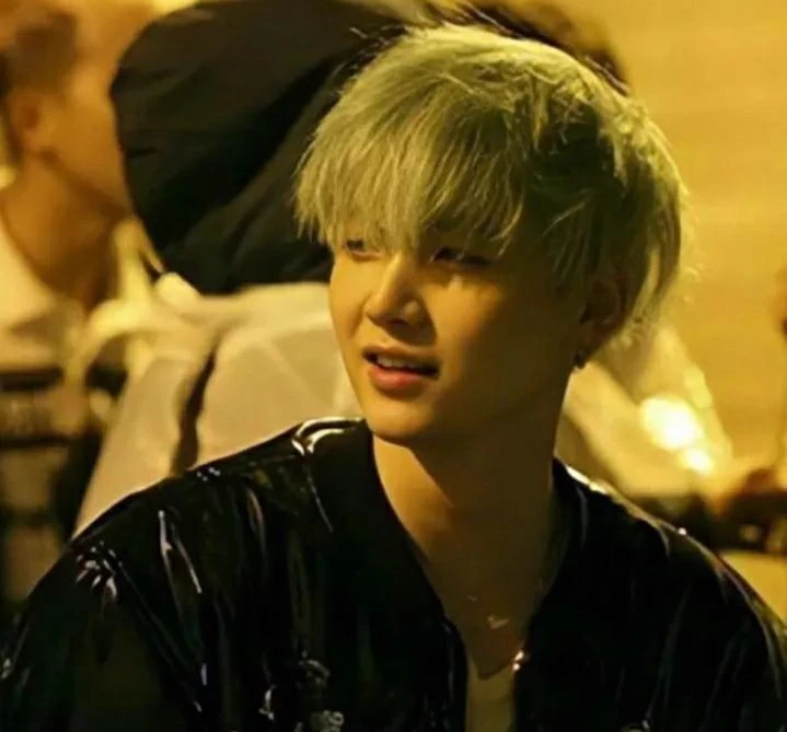 Min Yoongi thumbnail
