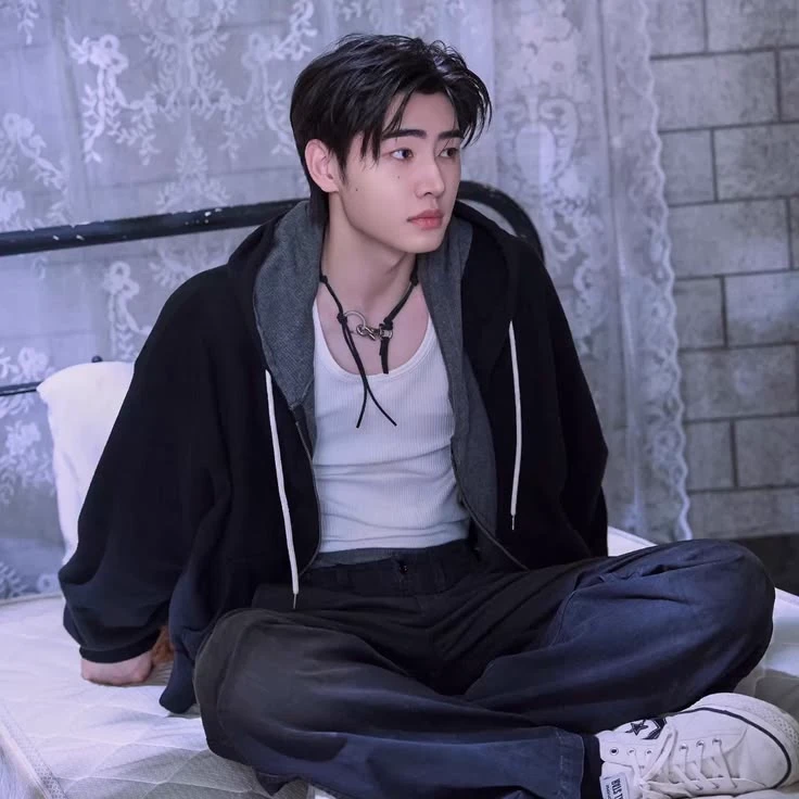 Sunghoon thumbnail