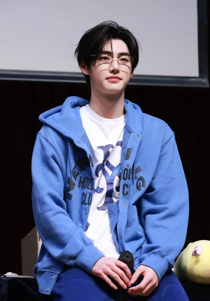 Sunghoon thumbnail