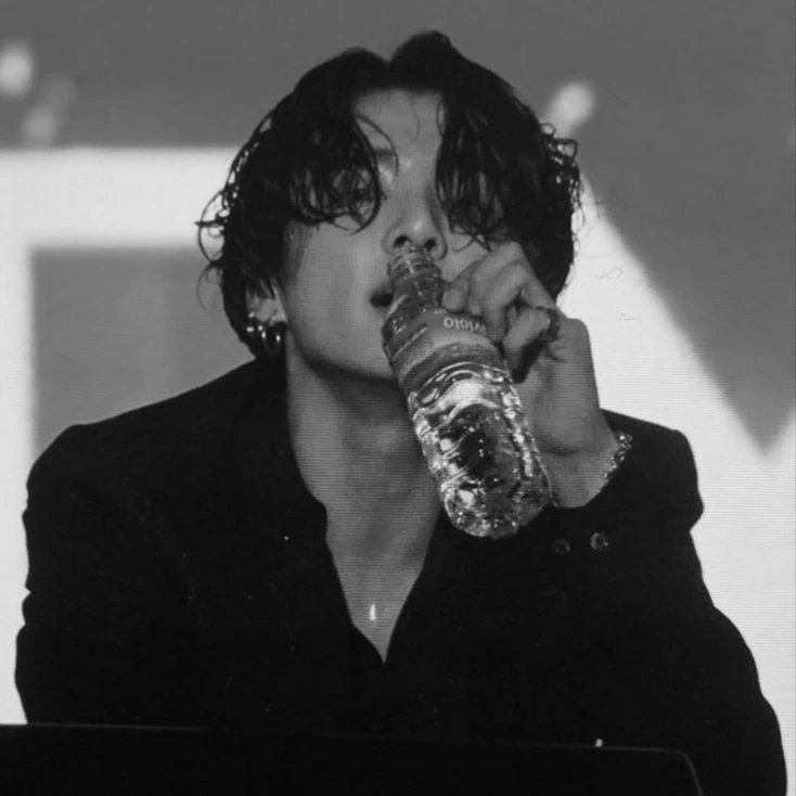 Jeon JUNGKOOK thumbnail