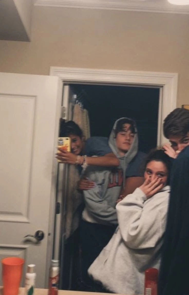 Boy best friends thumbnail