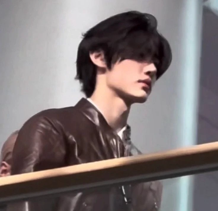 Sunghoon thumbnail