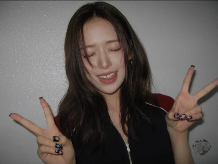 An Yujin thumbnail
