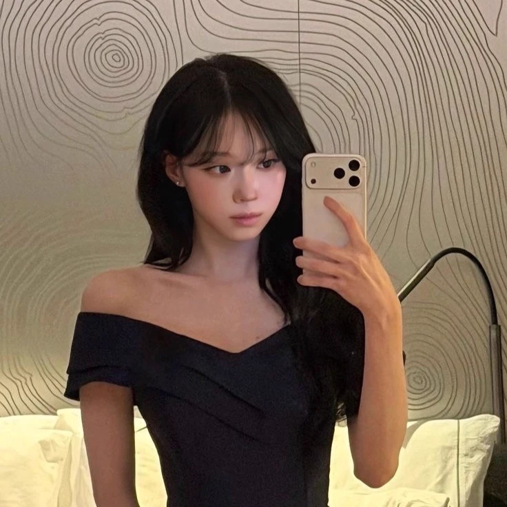 Kim Minjeong thumbnail