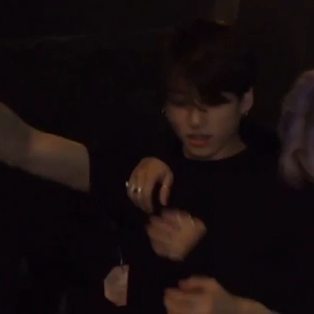 jungkook demon thumbnail