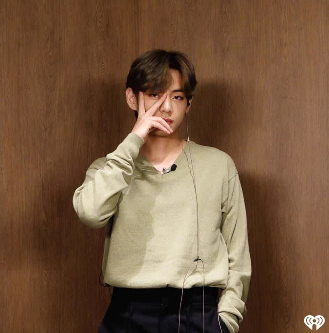 kim taehyung thumbnail