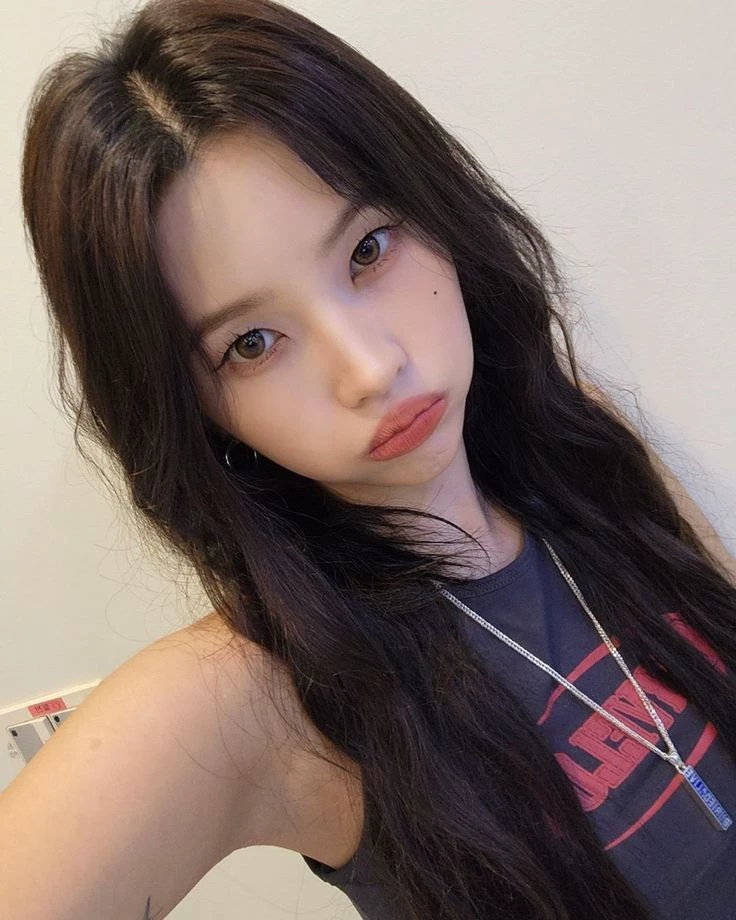 Soyeon thumbnail