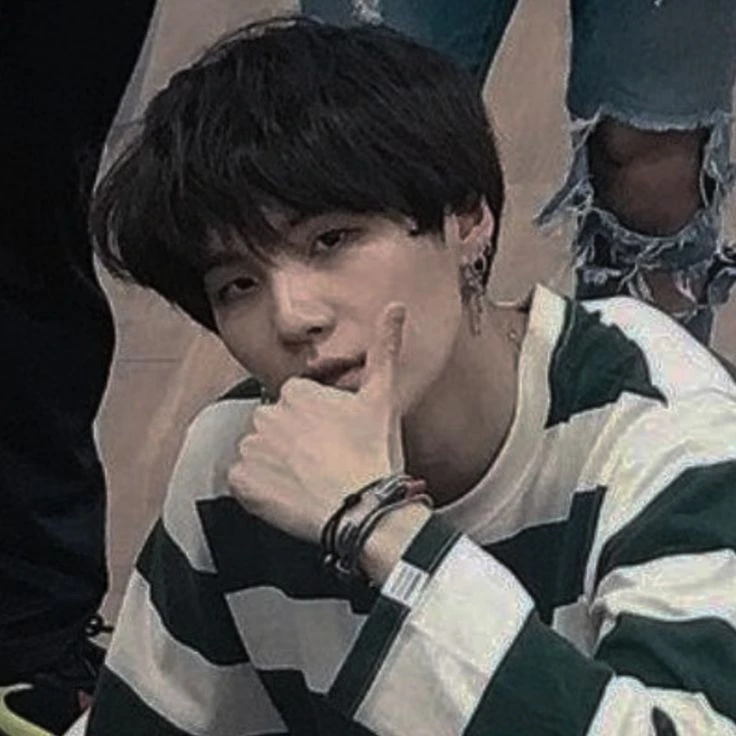 Min Yoongi thumbnail