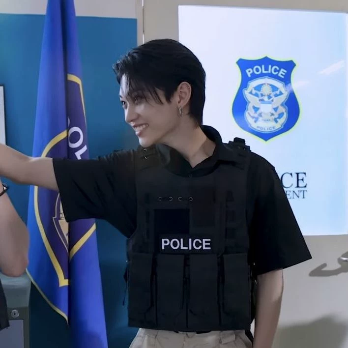 Lee Felix(Police Officer) thumbnail