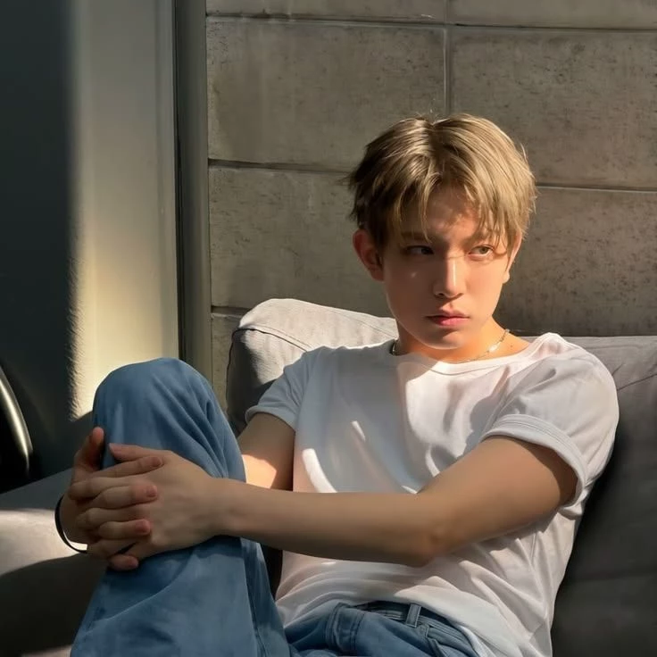 Lee Heeseung thumbnail