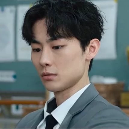 Ryu Jun Hyong thumbnail
