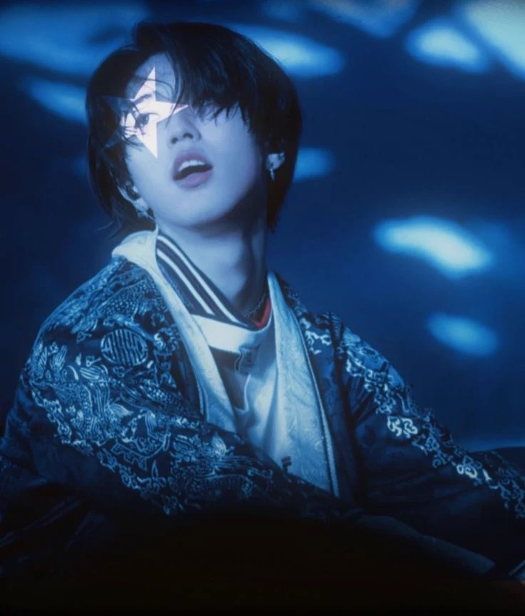 STRAY kids thumbnail