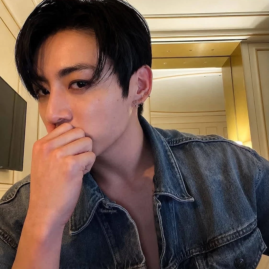Jungkook thumbnail